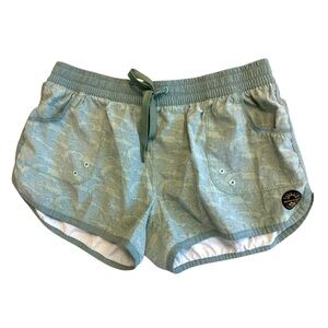 United By Blue S EUC Green board/Athletic Shorts